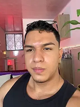 Stripchat Adult Webcams of Taylor_John