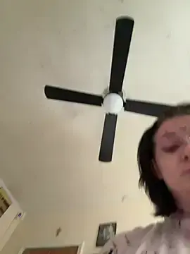 Stripchat Sex Cam of CurvyTrans2002