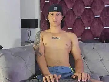 Stripchat Best live sex cam show of TonyBenedetti