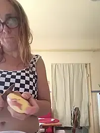 Stripchat Live Porn of Dettybitch40