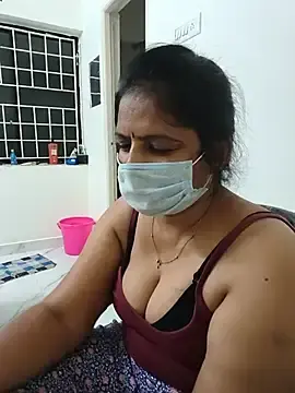 Stripchat Free Porn Cam of tamil_manjalmaami