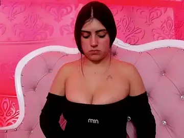 Stripchat Adult Webcam of MishRaven