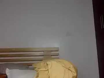 Stripchat Free Porn Cam of ZuriCharm