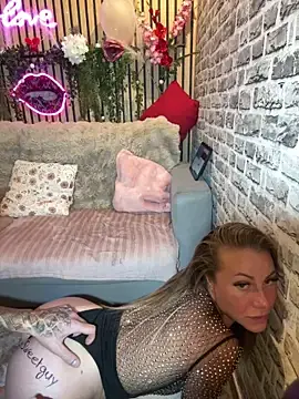 Stripchat Best Webcam of Lorentino_blondie