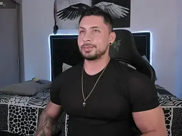 Stripchat Private Sex Chat of santi_aesthetic