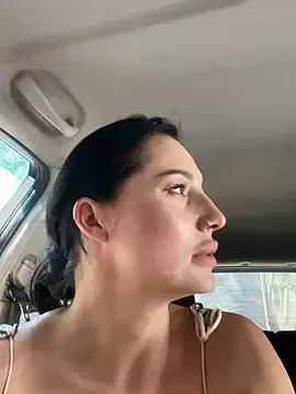 Stripchat Live Sex Cam of Roxana-Sexy