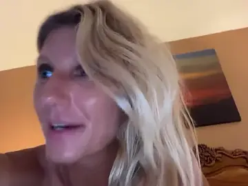 Stripchat Free Porn Cam of southerngirl99