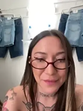 Stripchat Nude Webcam of SaintSquirt