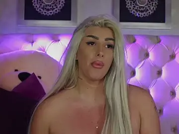 Stripchat Live Porn of Squirt_Tanya
