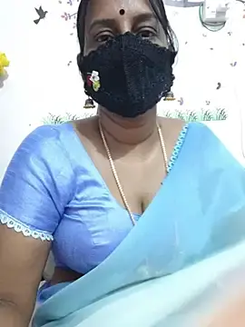 Stripchat Nude Webcam of Tamil_Meera12