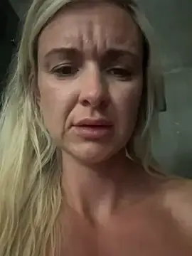 Stripchat Best live sex cam show of Bella-Tight