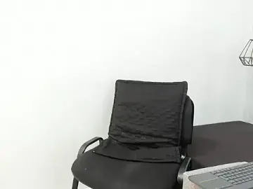 Stripchat Sex Chat of Bella_adamss_