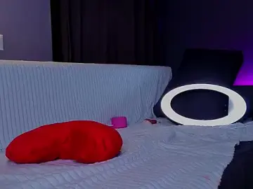 Stripchat Free Porn Cam of Nicole_Hampton