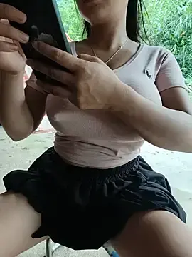 Stripchat Live Sex Cam of Rubyy_Nk