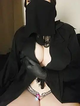 Stripchat Nude Webcam of Arab_LoLo
