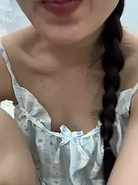 Stripchat Watch Live Sex Cams of -Moon66-