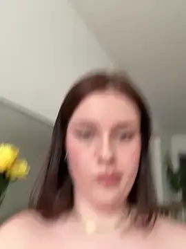 Stripchat Free Porn Cam of MaribelRiver
