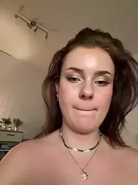 Stripchat Adult Webcam of MaribelRiver