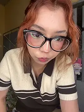 Stripchat Adult Video Chat of Nana-Komatsu