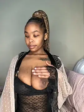 Stripchat Free Porn Cam of Nicole-Liam-
