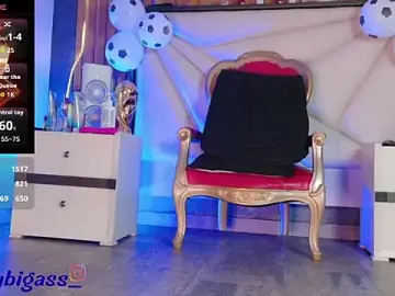 Stripchat Live Sex of LilyyBigAss