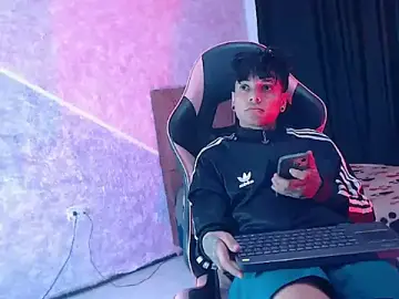 Stripchat Private Sex Chat of extrongerboyx_12