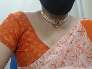 Stripchat Live Sex of Lovely_Siri_23
