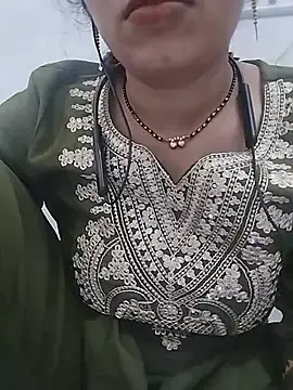 Stripchat Live Sex of KAJALBHABHI_