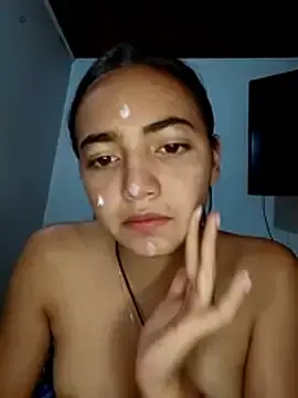 Stripchat Live Porn of Yulieth_Valentina