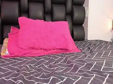 Stripchat Best live sex cam show of ariel_creamy20
