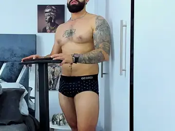 Stripchat Sex Cam of Zack_Froone