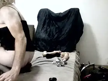 Stripchat Live Sex Cam of TsMe777@xh