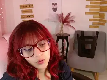 Stripchat Adult Webcam of RedMeloddy