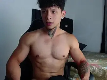 Stripchat Watch Live Sex Cams of Erosscott_