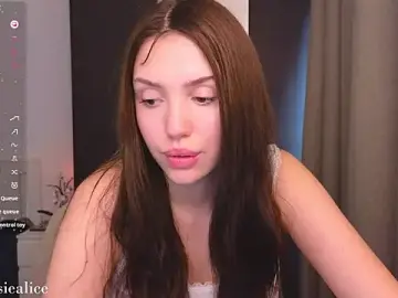 Stripchat Live Porn of AliceSpark