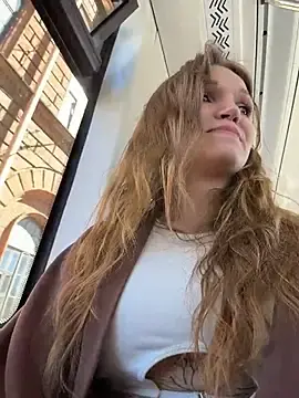 Stripchat Sex Cam of StreetSquirt