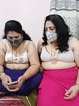 Stripchat Live Sex Cam of Kannadasexywifes