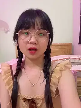 Stripchat Sex Cam of ___KARA___