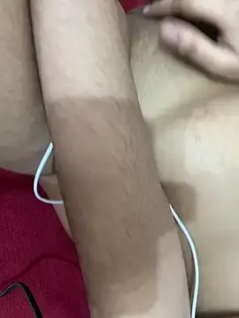 Stripchat Sex Cam of sexy_shanaya_uk07