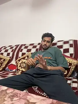 Stripchat Watch Live Sex Cams of Cuteaadi