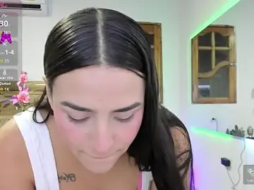 Stripchat Free Porn Cam of oriana_rodriguez