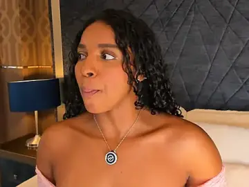 Stripchat Free Porn Cam of LisaMendez