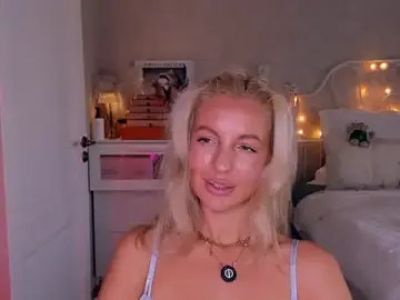 Stripchat Best Webcam of aestetick