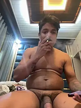 Stripchat Live Sex Cam of Baddie-boy69