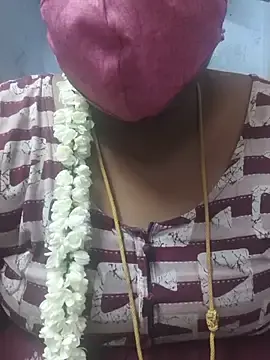 Stripchat Free Porn Cam of TAMIL_ELAKKIYA
