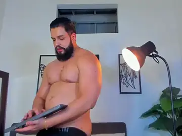 Stripchat Adult Webcam of Justin_kingX7