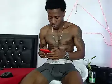 Stripchat Watch Live Sex Cams of Damian_hart_24CM