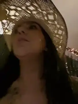Stripchat Live Sex of LittleMissEeve