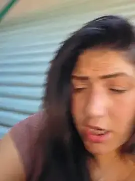 Stripchat Free Porn Cam of LittleMissEeve