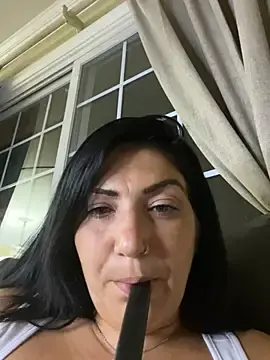 Stripchat Free Live Porn of LittleMissEeve